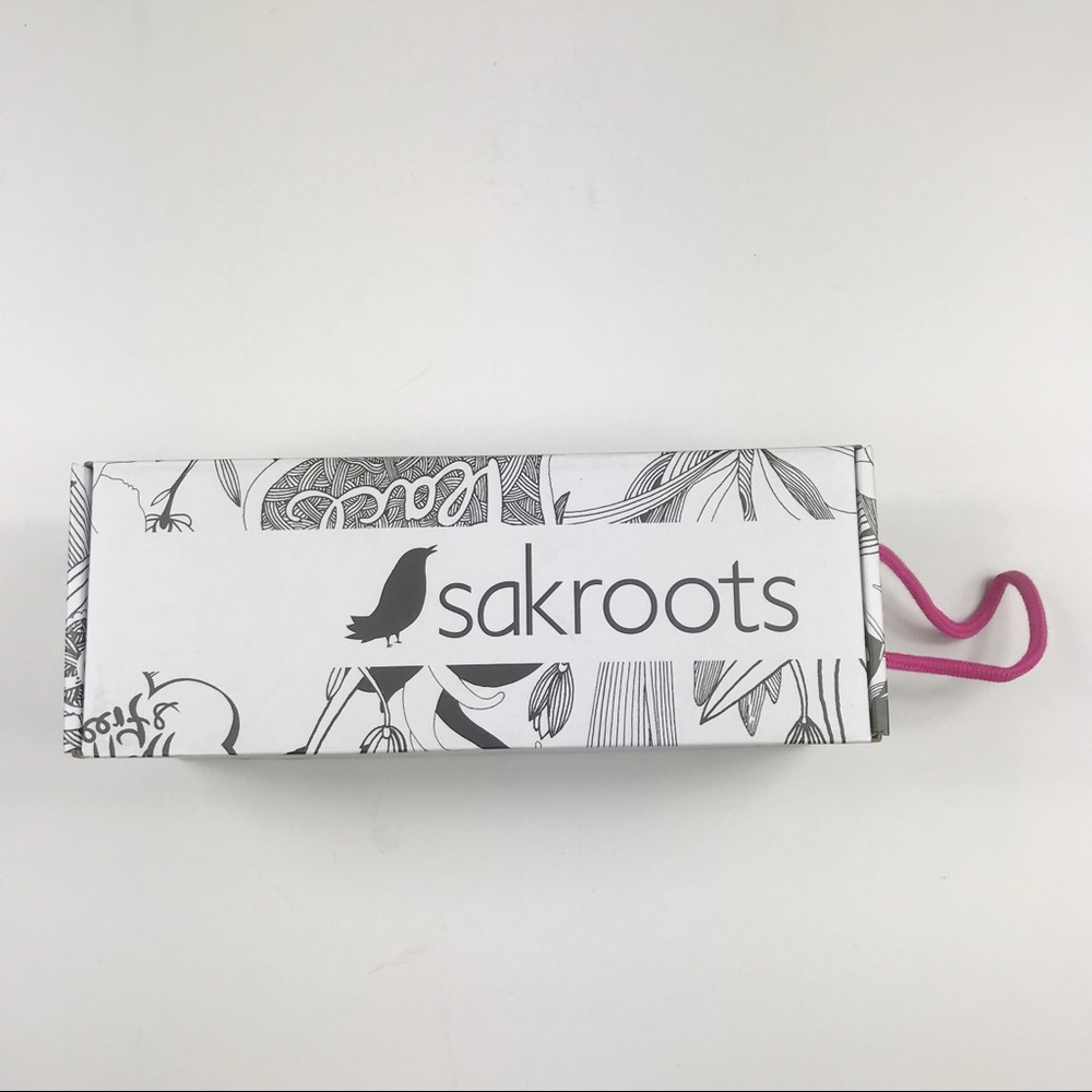 Sakroots Black & White Floral Slip On… - Picture 11 of 13